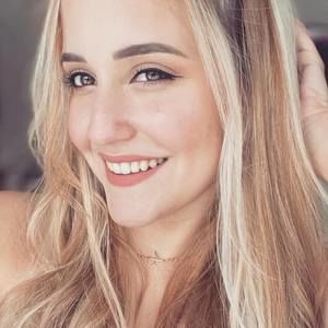 Meet your Posher, Janira